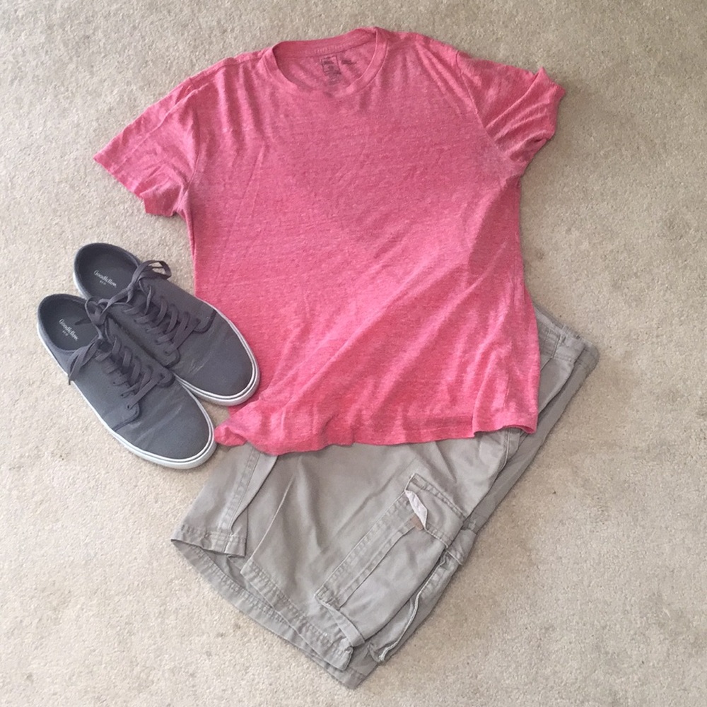 🔥Men’s BDG tee 🔥 CLEAR OUT